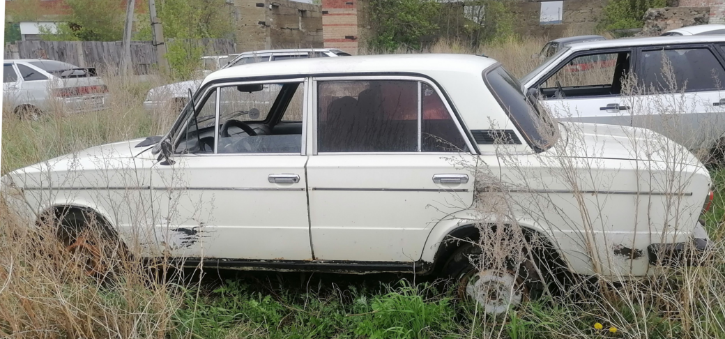 Автомобиль марки ВАЗ 21060 VIN XTA210600W4071096