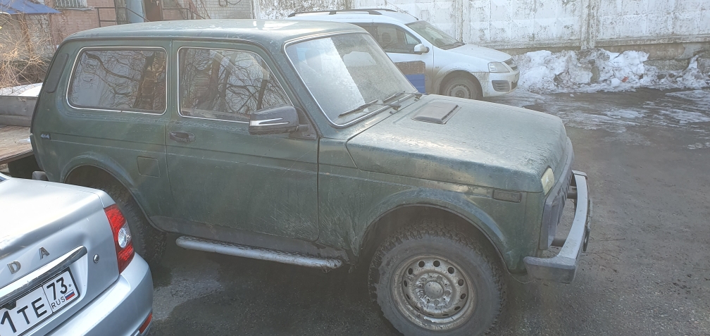 Автомобиль марки ВАЗ 21213 (209)