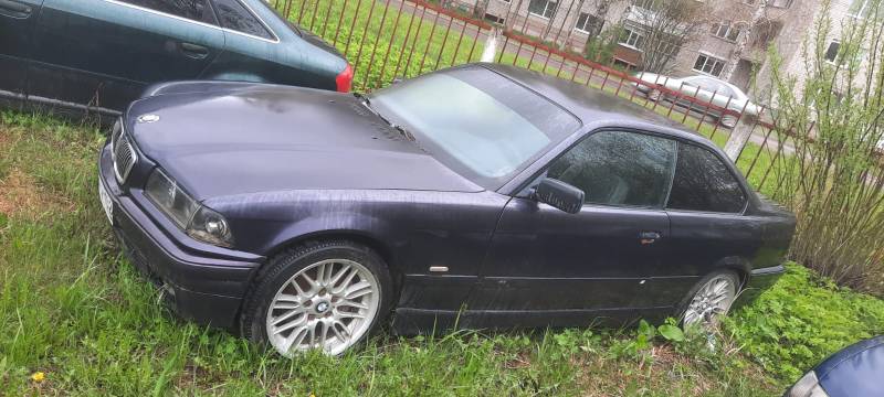 Автомобиль BMW 320 темно-зеленого цвета, г.р.з. Н861ТК102, 1 шт. + Автомобиль Тойота LAND CRUISER, 2005 г.в., г.р.з. О594ТМ29, VIN JTEBZ29J500069820, 1 шт. + Автомобиль ВАЗ-21074, 2004 г.в., VIN XTA21074042007111, 1 шт. Единый лот. Реализация по прямому назначению. Сопроводительные документы отсутствуют.