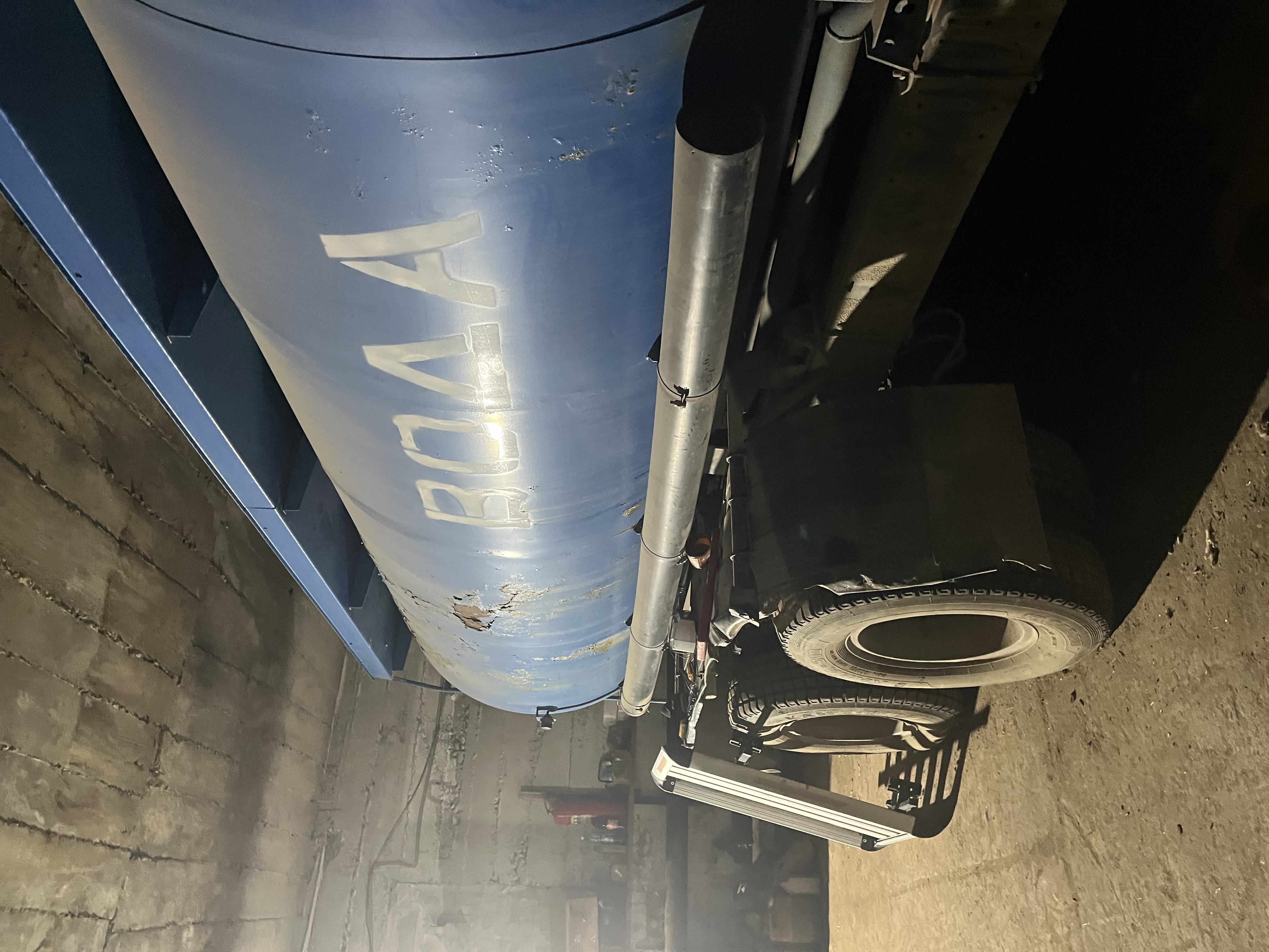 Автоцистерна НЕФАЗ 66064-62, идентификационный номер: Х1F66064J90000001, государственный регистрационный знак M605EX14, год изготовления: 2009