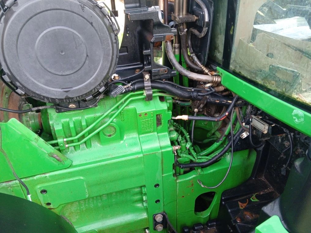 Трактор JOHN DEERE 8430, 2006 г.в.