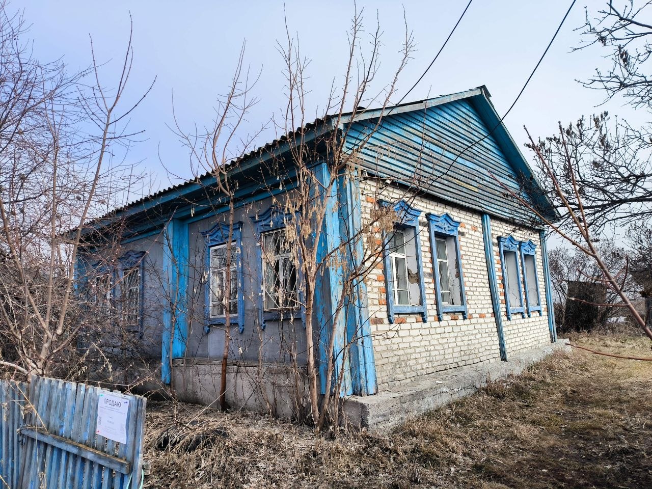 Здание фельдшерско-акушерского пункта по адресу: Курганская область, Кетовский муниципальный округ, с. Колесниково, ул. Центральная, д. 40