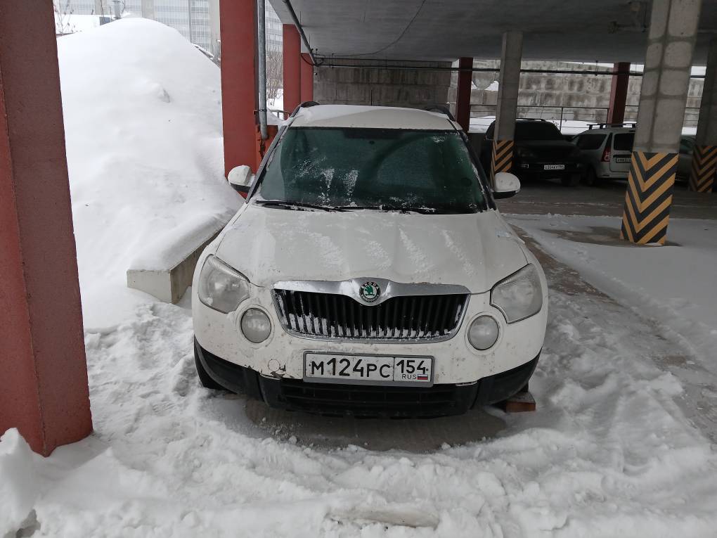 Легковой автомобиль (универсал) SKODA YETI, 2012 г.в., г/н М124РС154, VIN: TMBLB25LXC6052730, цвет белый (залог, повтор)