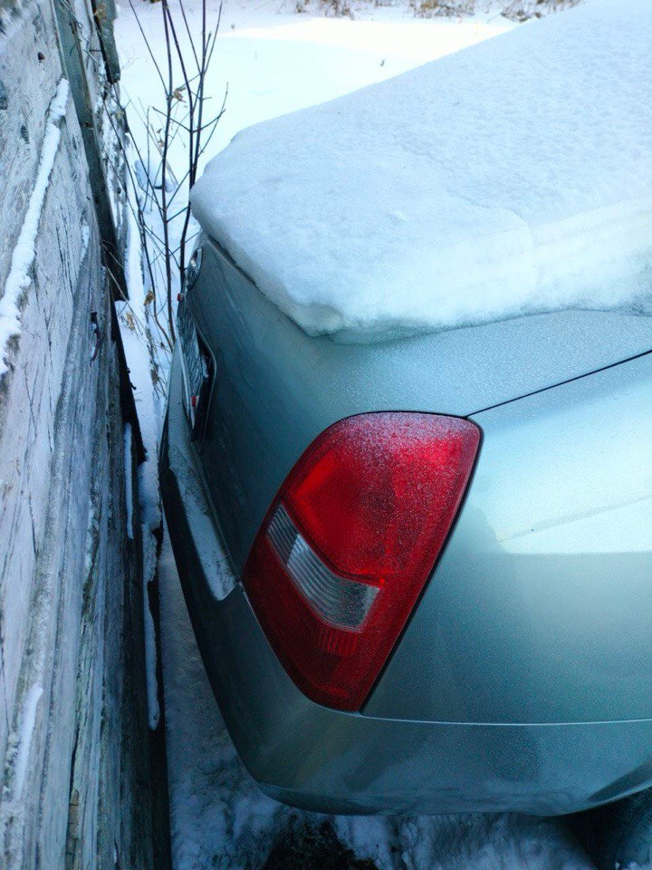 Автомобиль марки Nissan Primera , г/н О358НХ27 , 2001 г.в., № двигателя QR20 124257А , № кузова ТР12015741, цвет светло-серый