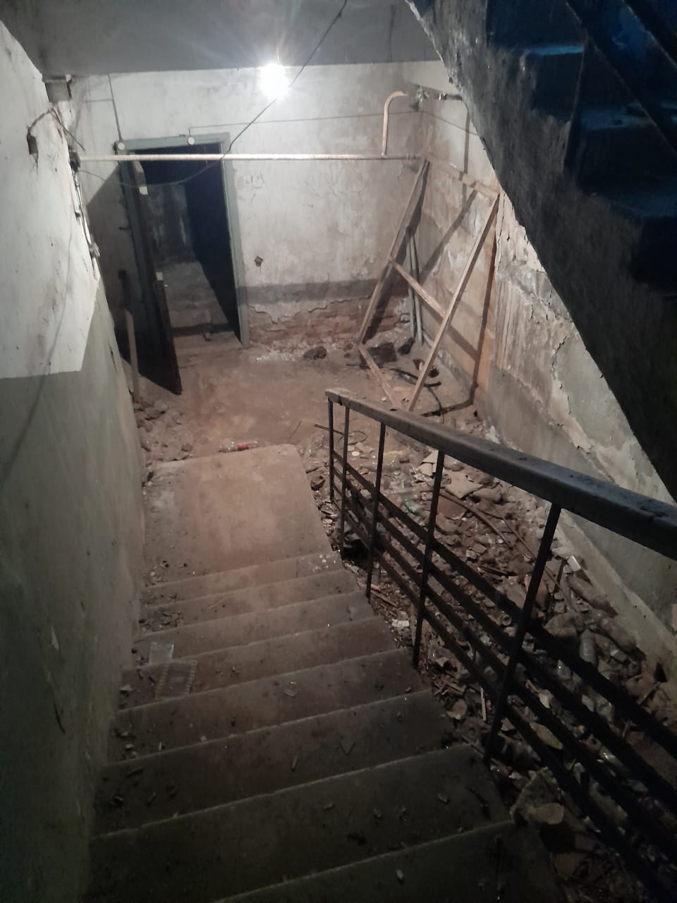 Помещение площадью 160,30 кв.м. адрес (местонахождение) объекта: 659304, Алтайский край, Бийск г, Льнокомбинат ул, владение № 68/2