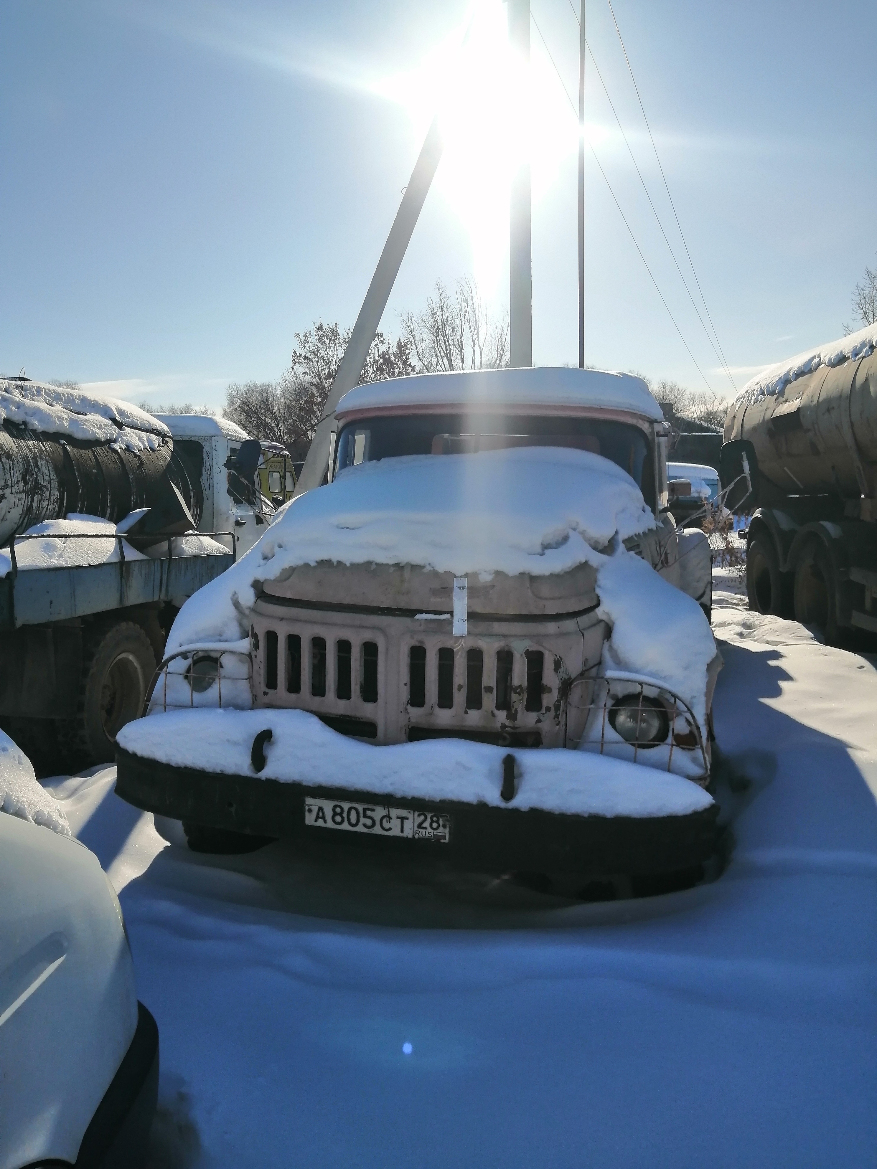 Автомобиль спец. пескоразбрасыватель ЗИЛ431412ЭД403Д01