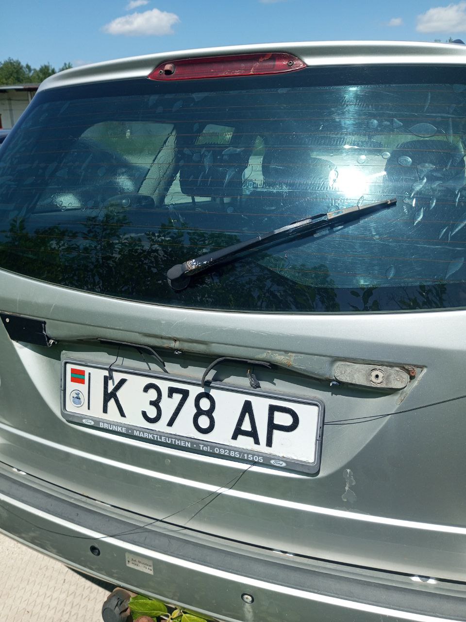Автомобиль FORD FOCUS, год выпуска не установлен.
