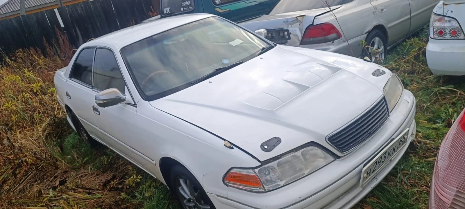 Автомобиль марки” Toyota Mark 2”, государственный номер Н 293 КК 65