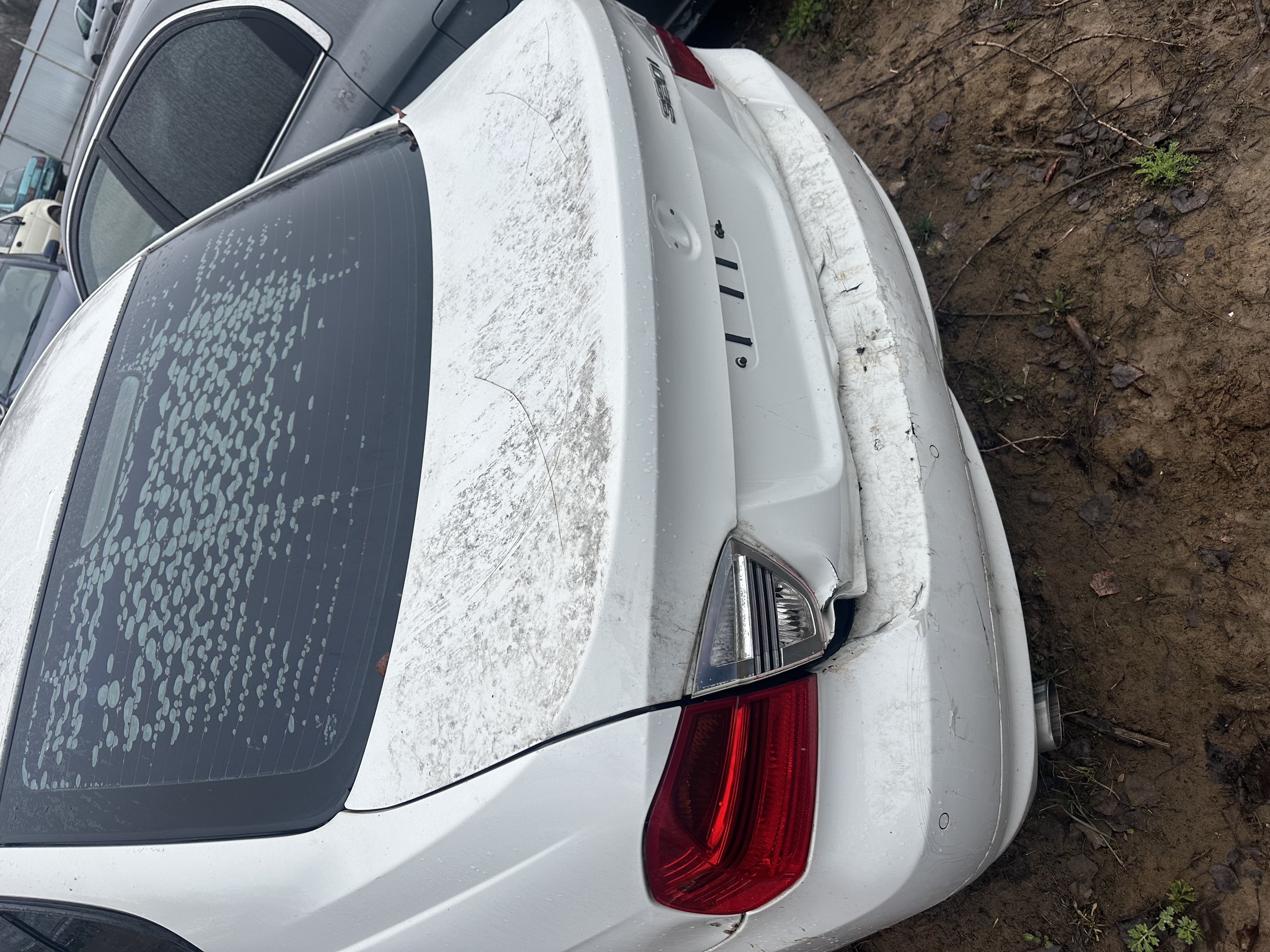 Лот №1 – Годные остатки Автомобиль марки BMW320i, (64-009470)