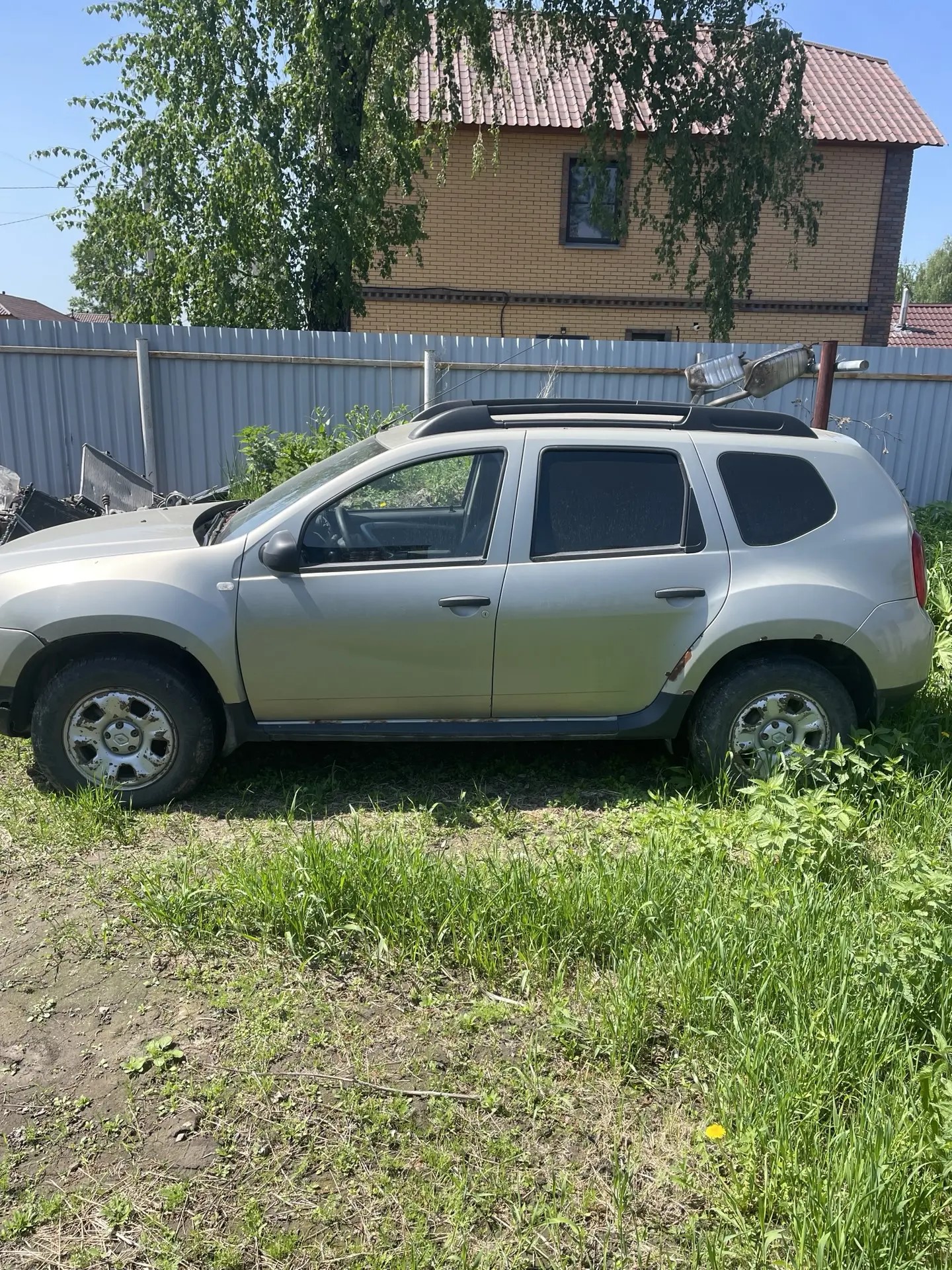 Легковой универсал RENAULT DUSTER