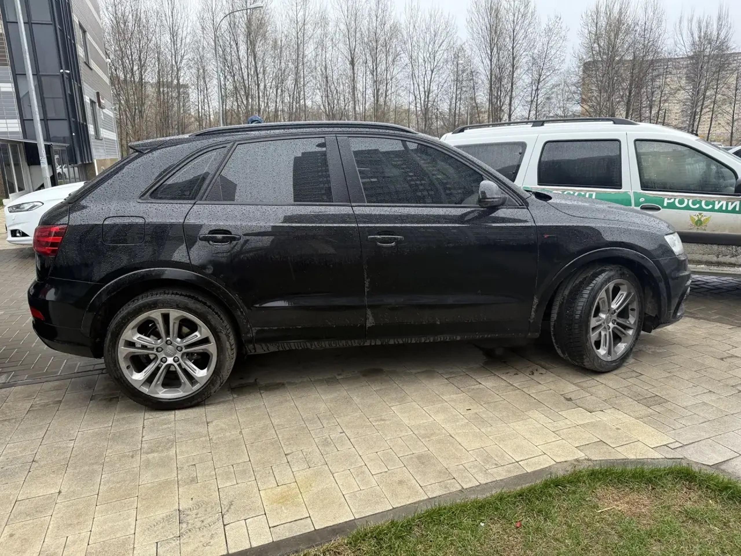 АУДИ; Q3