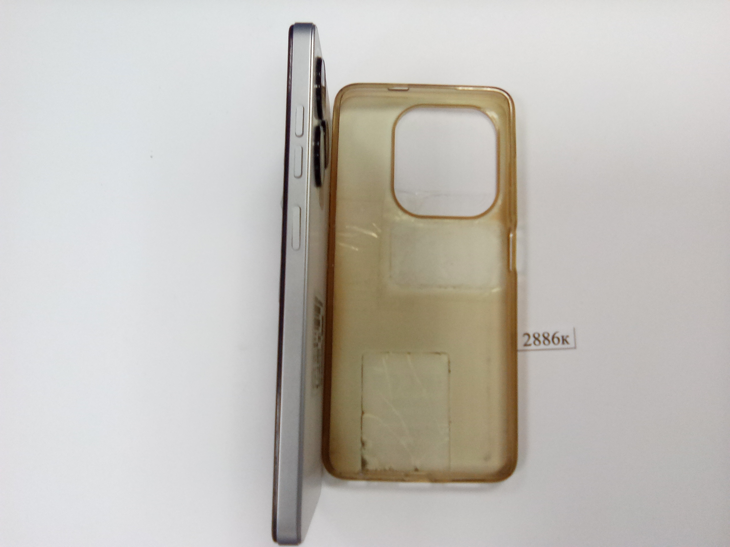 Сотовый телефон марки "TECNO SPARK 20С", модель "TECNO BG7n"