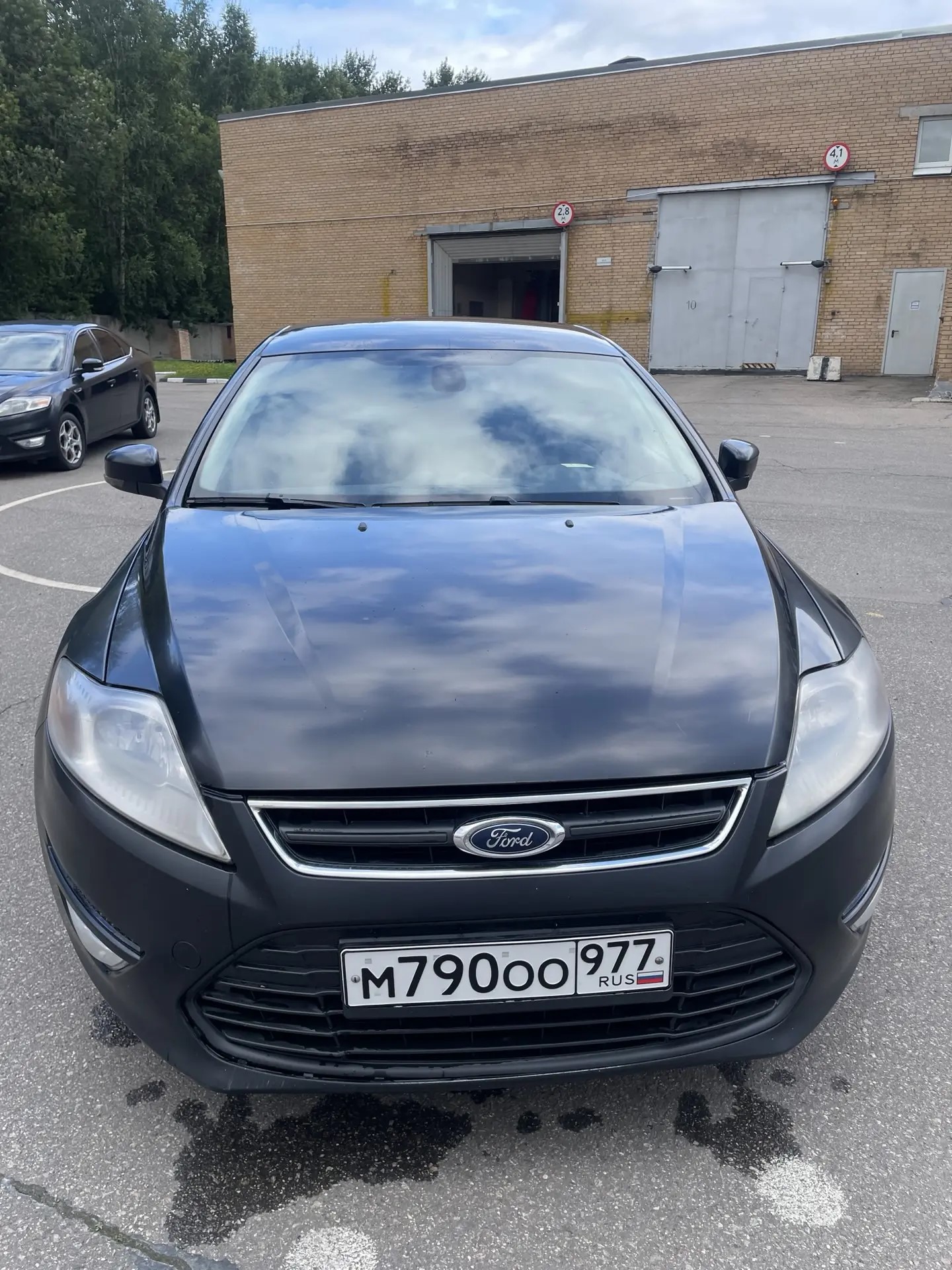 Легковой автомобиль