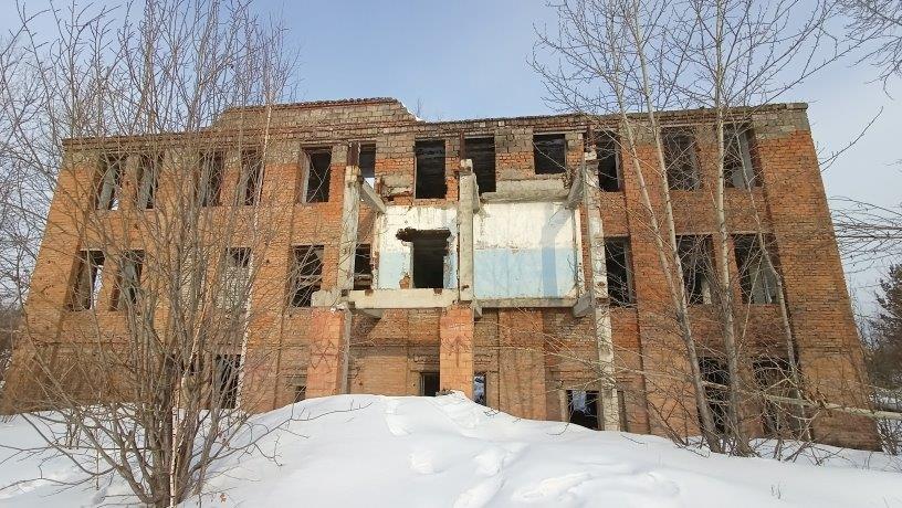 Нежилое здание, нежилое, общей площадью 3323,0 кв.м по адресу: Российская Федерация, Иркутская область, городской округ город Братск, город Братск, жилой район Гидростроитель, улица Радищева, здание 9, кадастровый номер 38:34:033301:208