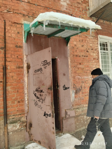 Право на заключение договора аренды нежилого помещения с кадастровым номером 55:36:070101:14335, общей площадью 30,4 кв. м, расположенного по адресу: г. Омск, мкр. Крутая Горка, ул. Российская, д. 13, пом. 6П.