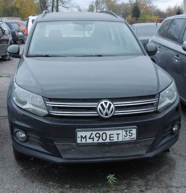 Автомобиль "Фольксваген тигуан", ГРЗ:М490ЕТ35, VIN XW8ZZZ5NZCG106141, 2011г.в., (ключи и документы отсутствуют). Залоговый.