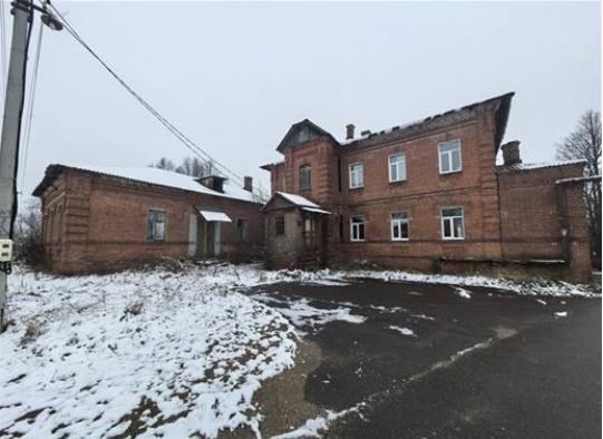 Нежилые здания, с кадастровыми номерами 37:18:040107:670, 37:18:040107:671 по адресу: Ивановская область, Тейковский район, с. Крапивново, ул. Центральная, д. 14