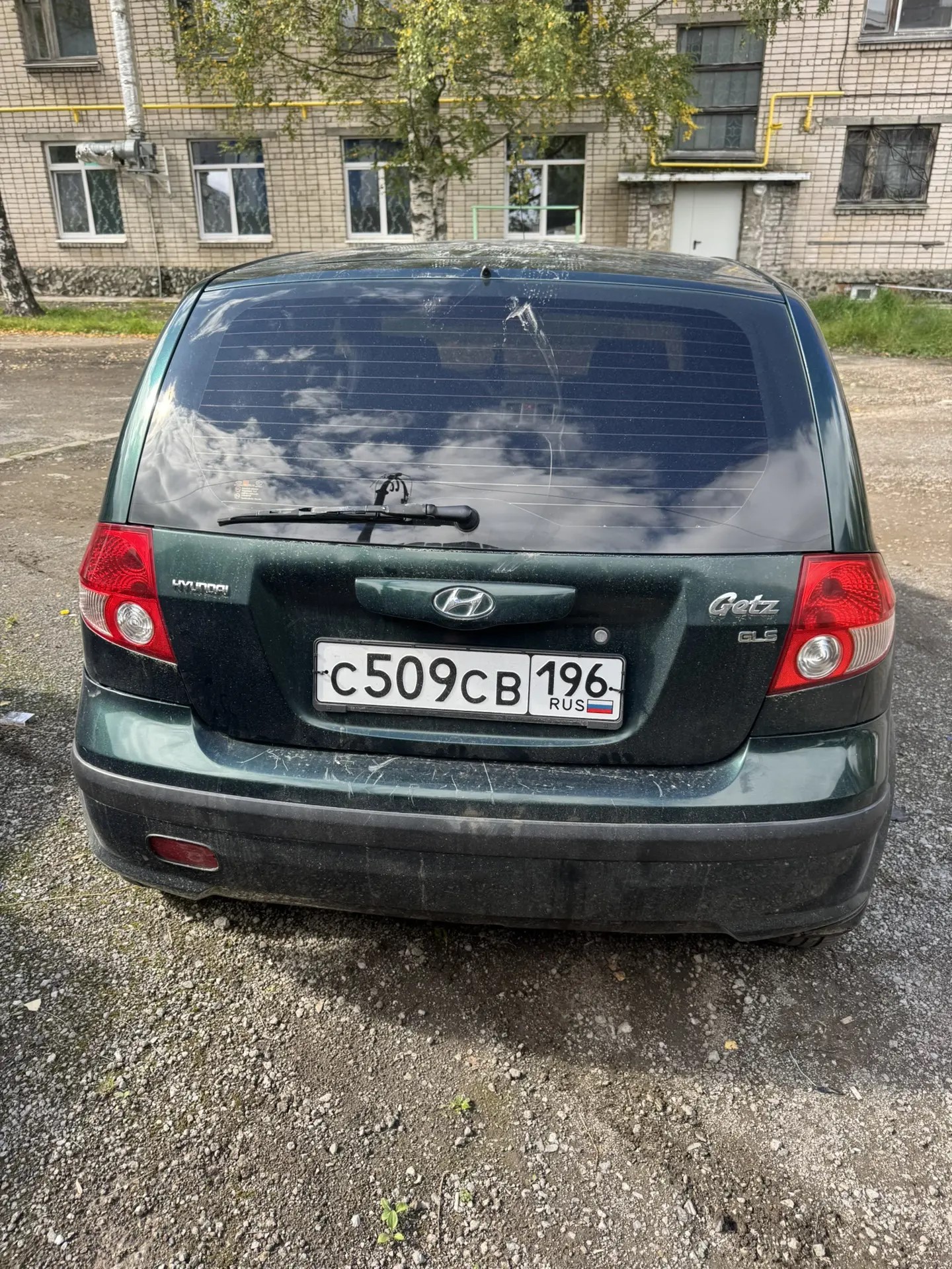 Автомобиль "Хундай Гетц" государственный регистрационный знак С509СВ/196 VIN: KMNBU51BP3U111185, 2003 г.в., темно-зеленого цвета