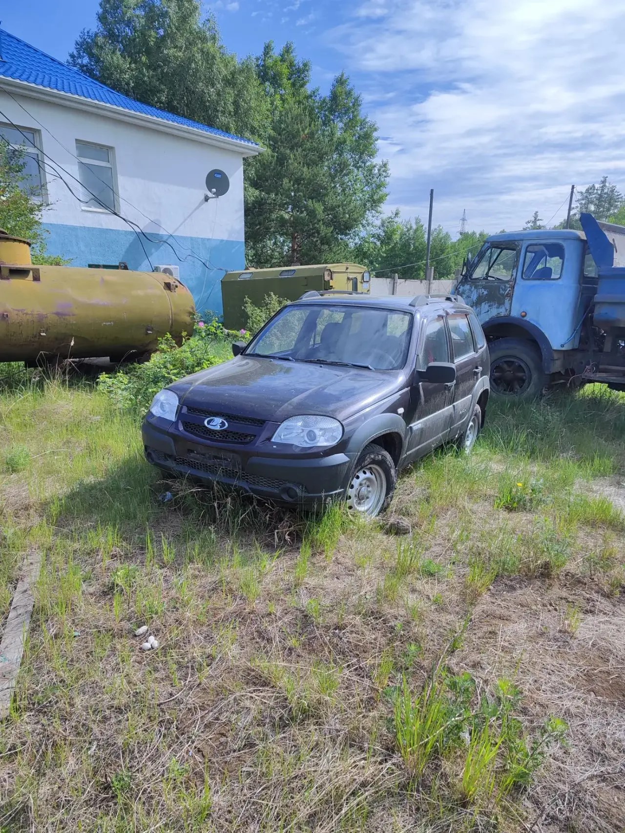 Автомобиль CHEVROLET NIVA 212300-55
