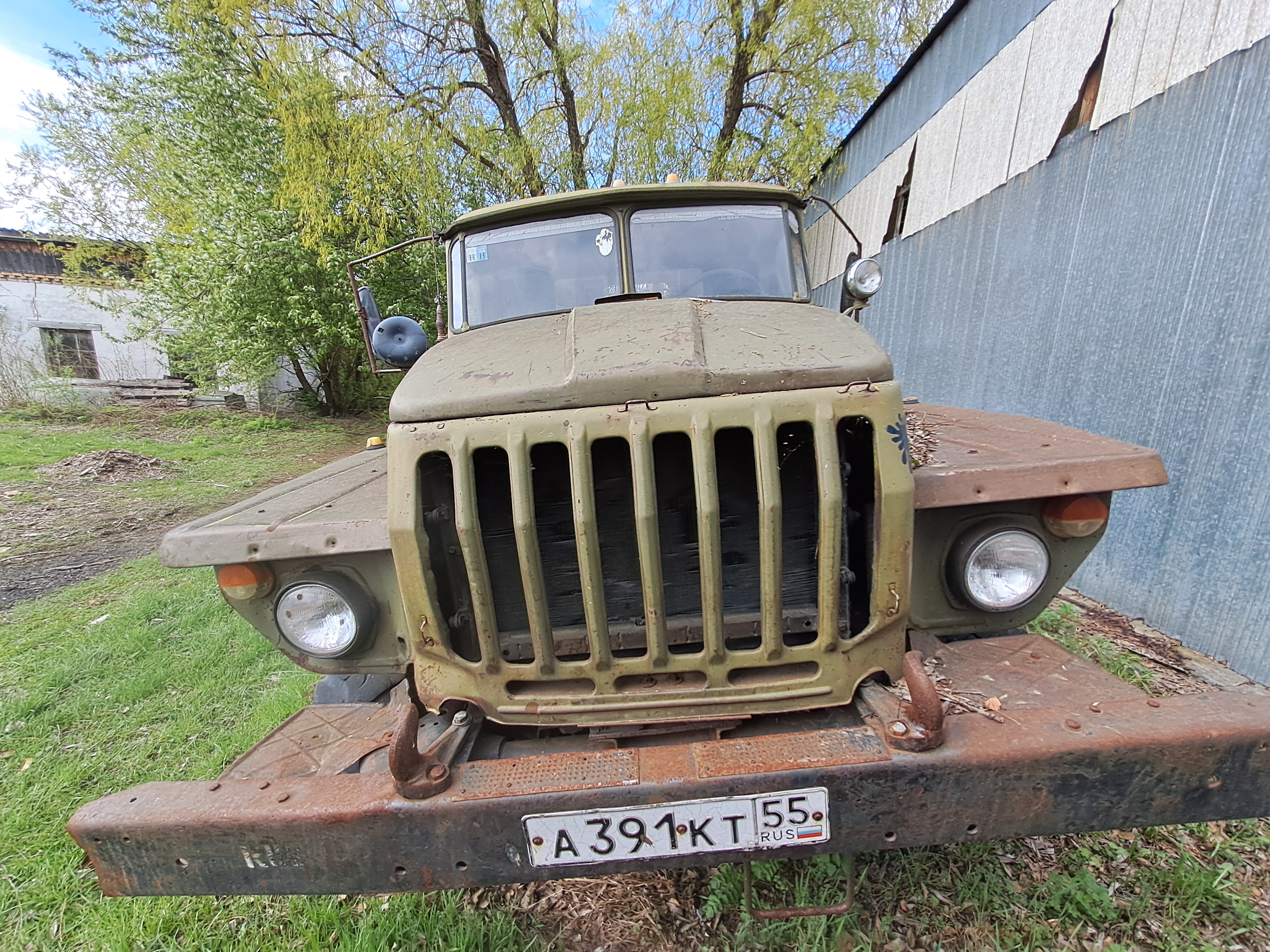 Автомобиль Урал 5557, 1990 года выпуска, двигатель № 994869, шасси (рама) № 0202880, цвет зеленый, регистрационный знак А 391 КТ