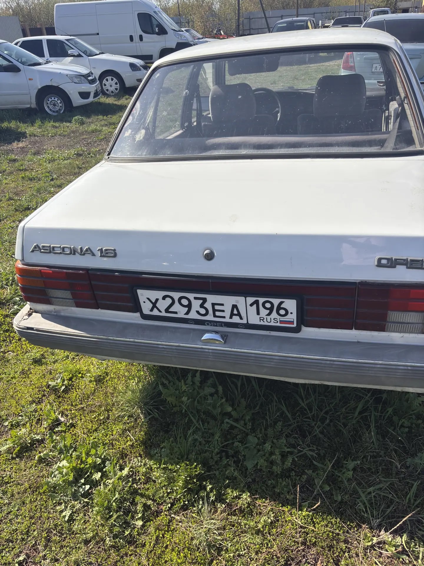 Автомобиль "Опель Аскона", 1986 г. в., г/н Х293 ЕА 196, VIN WOL000086G1215534