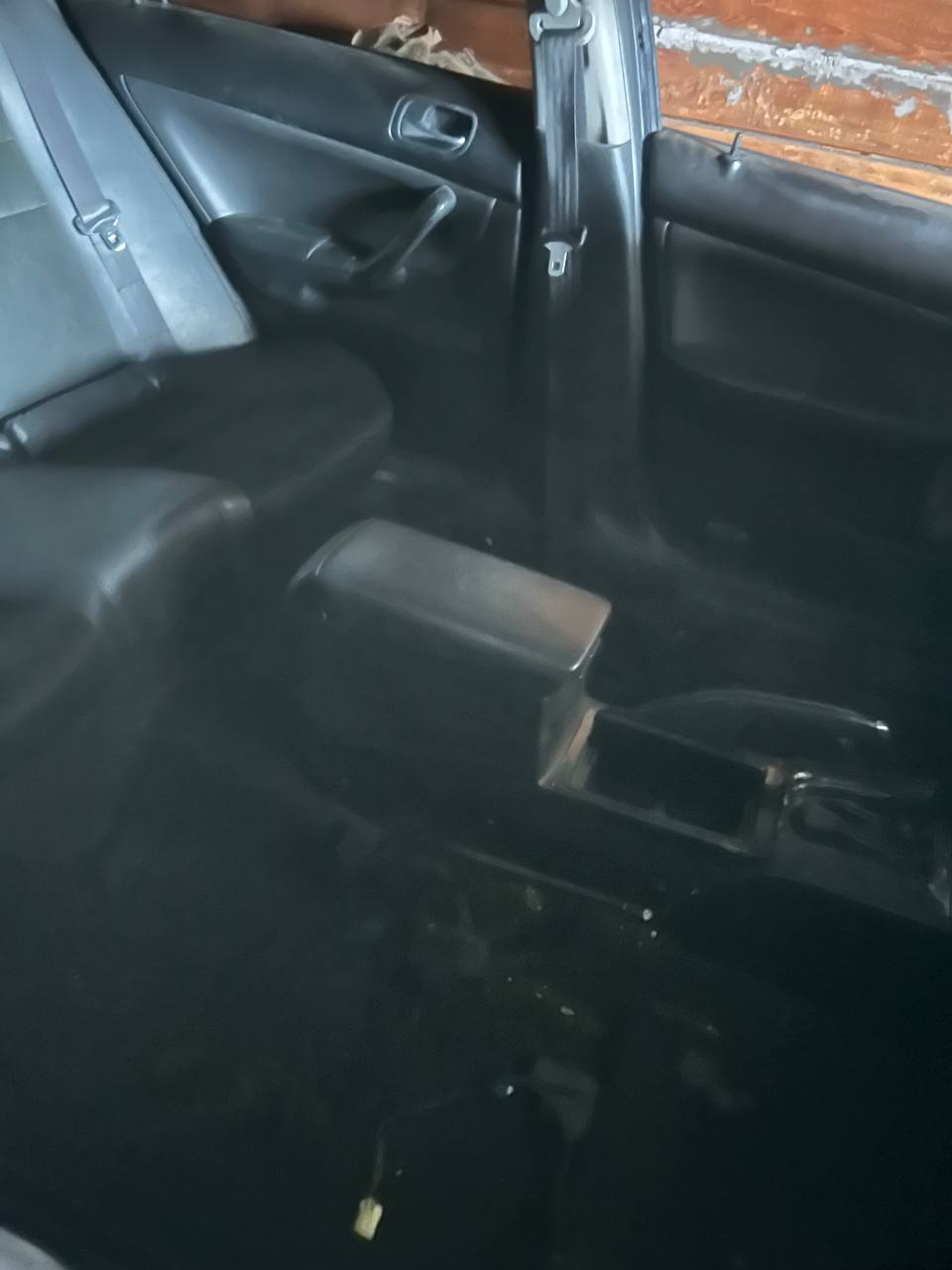 Транспортное средство марки «Honda Accord», 2007 г.в., государственным регистрационным знаком А214ВМ17. (автомобиль в аварийном состоянии, передняя часть бампер поврежден).