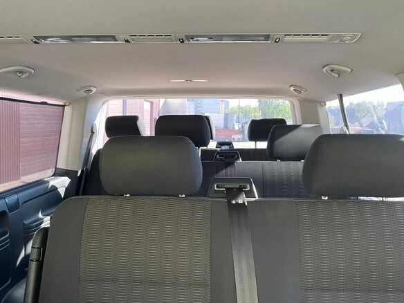 Автомобиль Фольксваген 7НС Caravelle в кузове черного цвета с гос. регистрационным знаком В300НВ 21 rus VIN: WV2ZZZH7BH058401, 2011 г.в. (21-007300-1) На транспортные средства наложены ограничения (арест и/или залог, информация размещена на официальных сайтах https://гибдд.рф, https://www.reestr-zalogov.ru/search).
