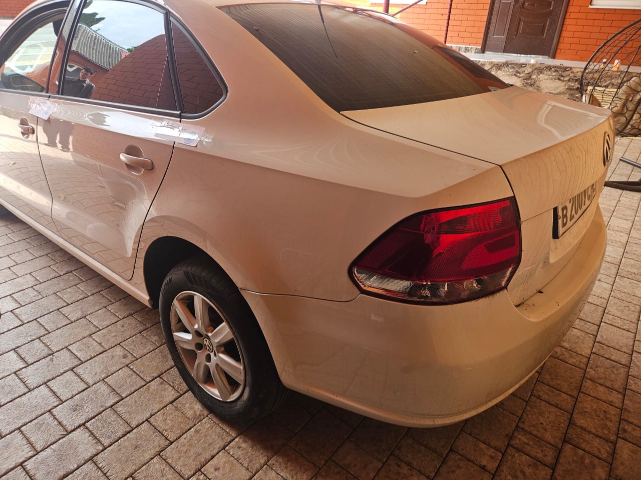 Автомобиль VOLKSWAGEN POLO, 2012 г.в.