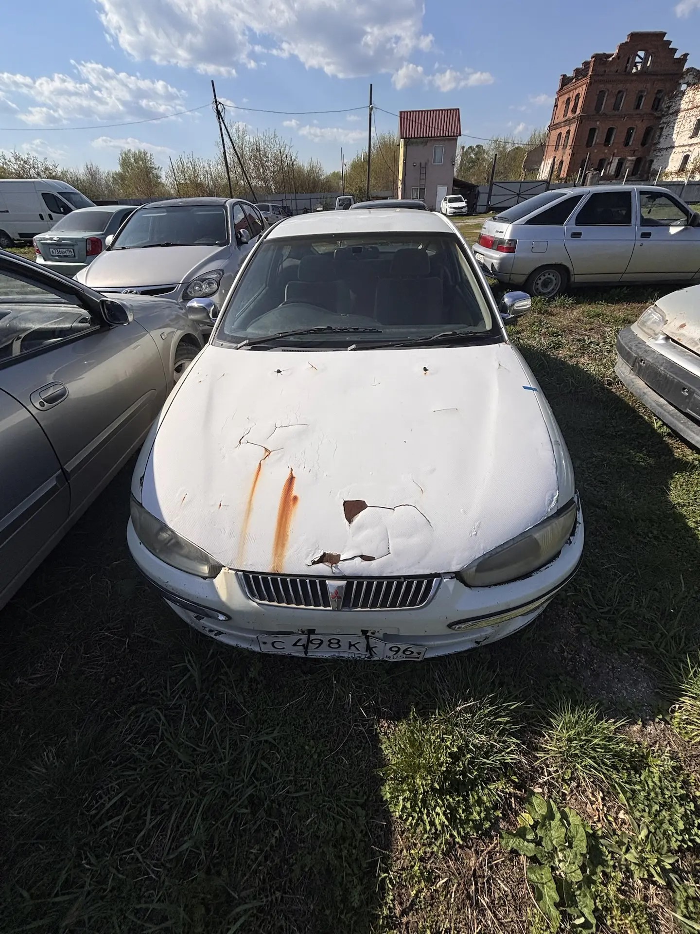 Автомобиль «Мицубиси Мираж», 2000 г. в., г/н С498КК96, VIN CJ2A0400519