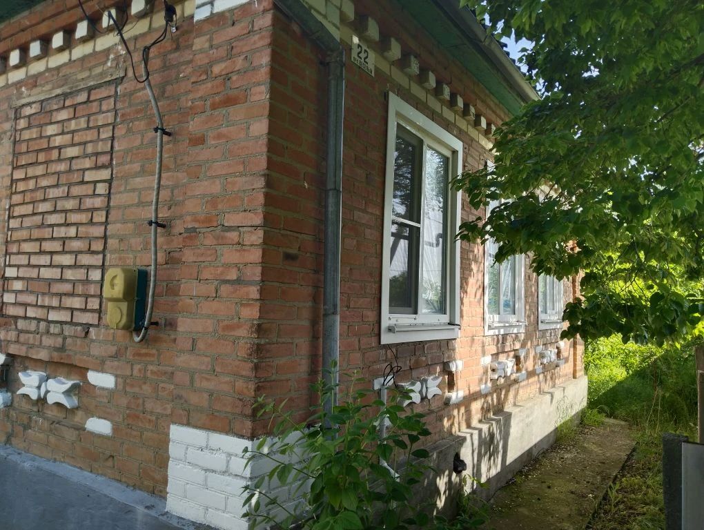 Жилой дом, площадь 96 кв.м, кадастровый номер 26:01:061818:124, адрес: Российская Федерация, Ставропольский край, м.о. Красногвардейский, с. Преградное, пер. Веселый, д. 22; земельный участок, площадь 2400 +/- 17 кв.м, кадастровый номер 26:01:061910:13, Почтовый адрес ориентира: Российская Федерация, Ставропольский край, м.о. Красногвардейский, с. Преградное, пер. Веселый, з/у 22.