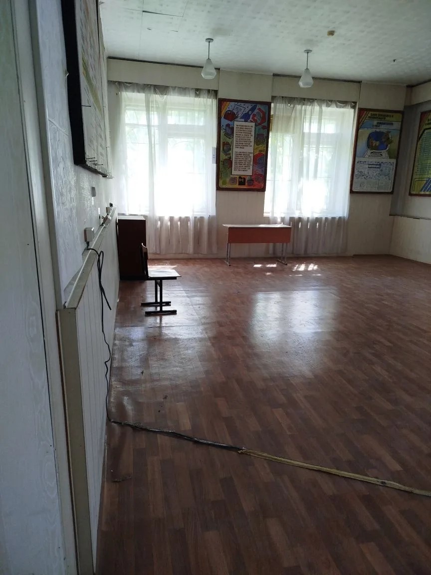 Право заключения договора аренды нежилых помещений площадью 116,4 кв.м. (номера на поэтажном плане: I этаж – 6,11,12,13, II этаж – 2,3,4,5), находящихся в нежилом здании учебного корпуса общей площадью 1851,9 кв.м., расположенном по адресу: Новосибирская область, город Куйбышев, улица Молодежная, дом 3, с кадастровым номером: 54:34:012901:84