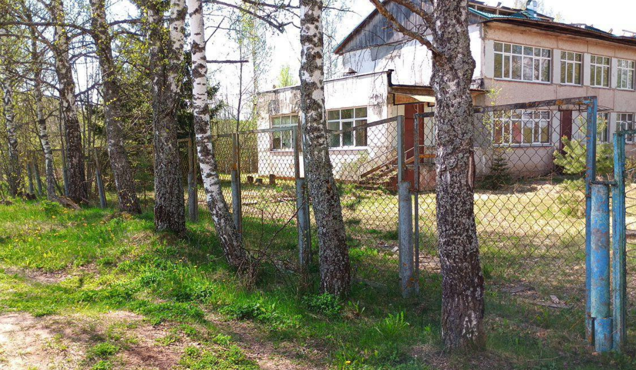 Аренда нежилого здания 995,8 кв.м. с земельным участком 4 970 кв.м. в м.о. Лотошино