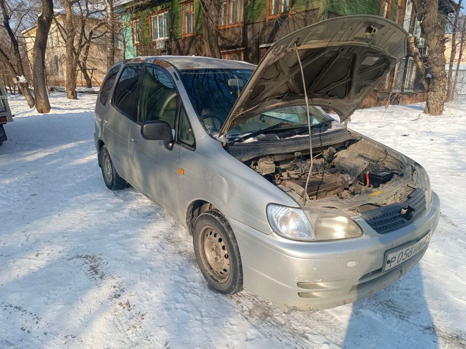 Автомобиль марки Toyota Corolla Spacio , Р056НА27 № двигателя Н326301 , № кузова АЕ1116123168 , цвет светло-серый,