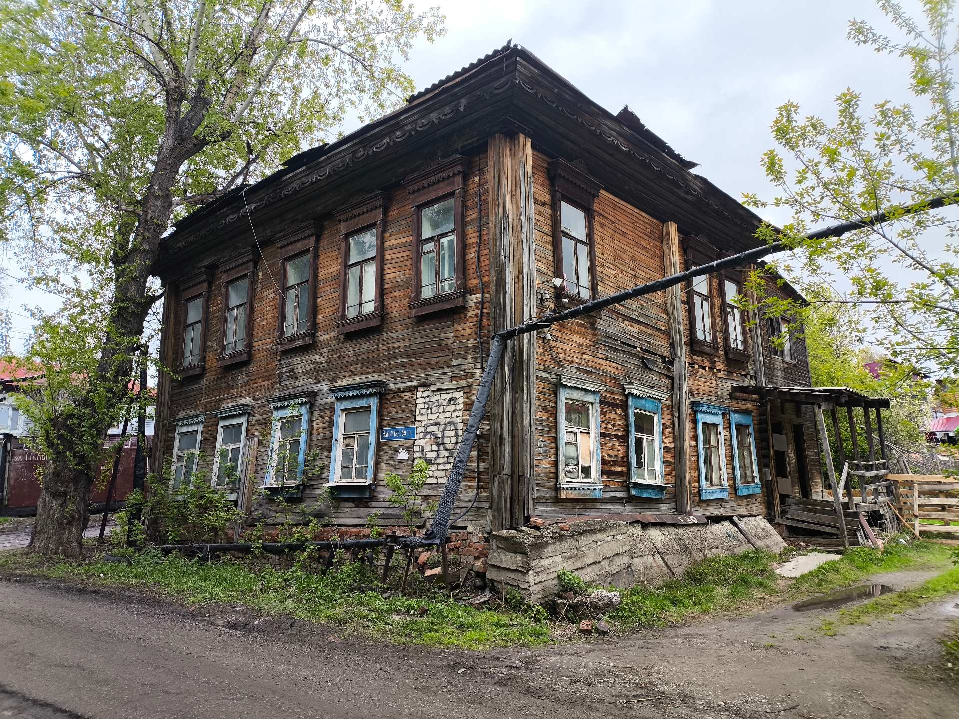 Нежилое здание по адресу: Томская область, г. Томск, ул. Загорная, д. 59