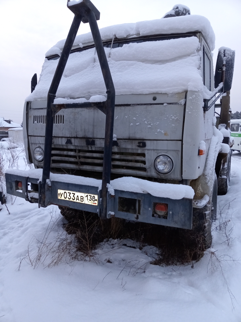 (повторные торги) Грузовой бортовой КАМАЗ 4310, 1989 г.в., г/н У033АВ138, VIN отсутствует, № кузова отсутствует, шасси (рама) № 1214, цвет зеленый. Идентификационные номера не сверялись, рабочее состояние не проверялось, ключи и документы отсутствуют, автомобиль закрыт. Должник Чуб Ю.М. Обременения: Арест, запреты на рег. действия. Начальная цена продажи 615400,00 руб. Задаток 93000,00 руб. (пор. 1670)