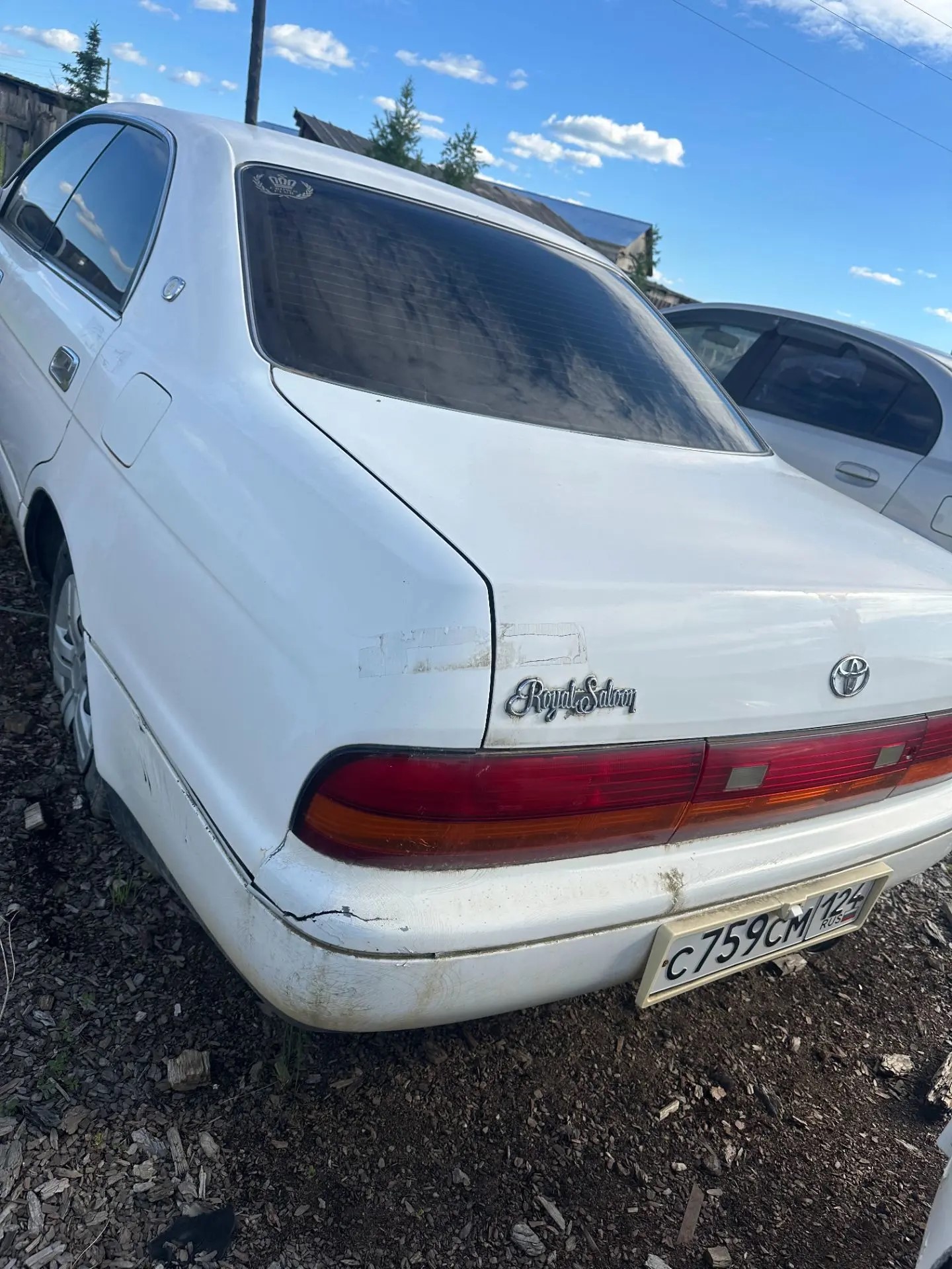 Автомобиль Toyota Crown г/н С759СМ124, 1993гв, комплектность и состояние  не проверялась данное  имущество обращено в доход государства, (Документы отсутствуют)Находится в Богучанском районе