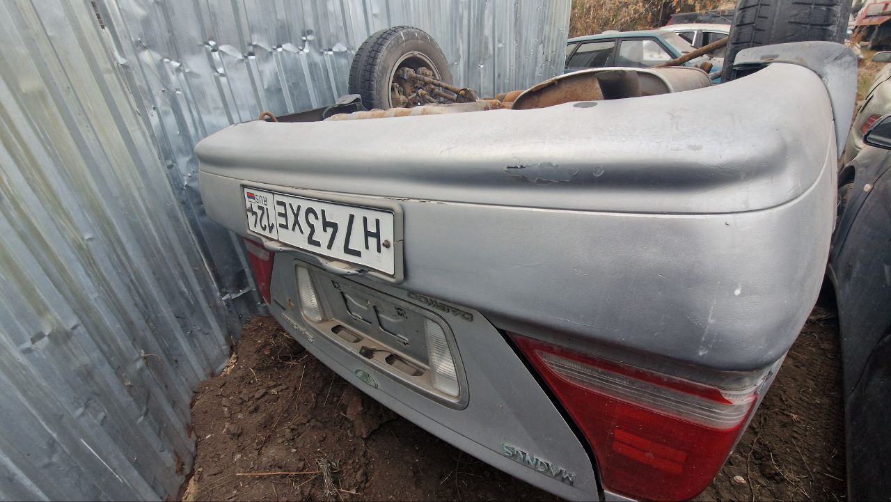 Автомобиль ДЭУ МАГНУС, г/н Н743ХЕ124, 2000г.в., VIN KLALA69ZDYB025408. В аварийном состоянии, комплектность и состояние не проверялась, данное имущество обращено в доход государства. Находится в г. Красноярск.