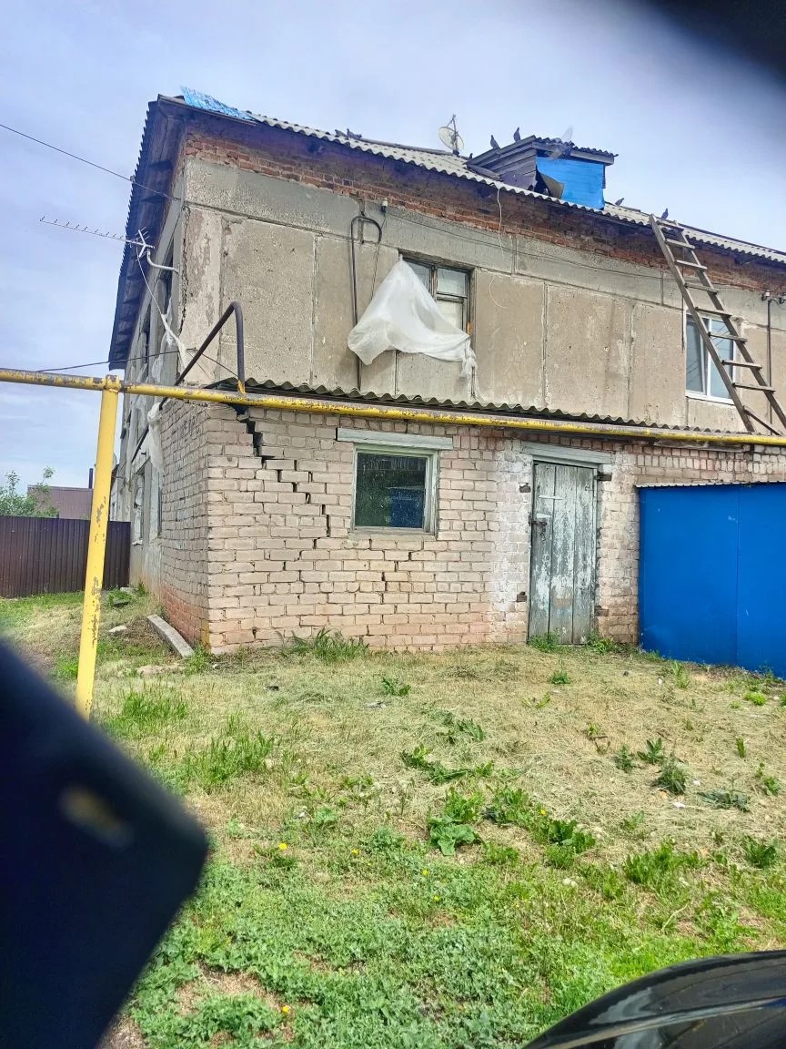 Нежилые помещения № 11-16 жилого дома