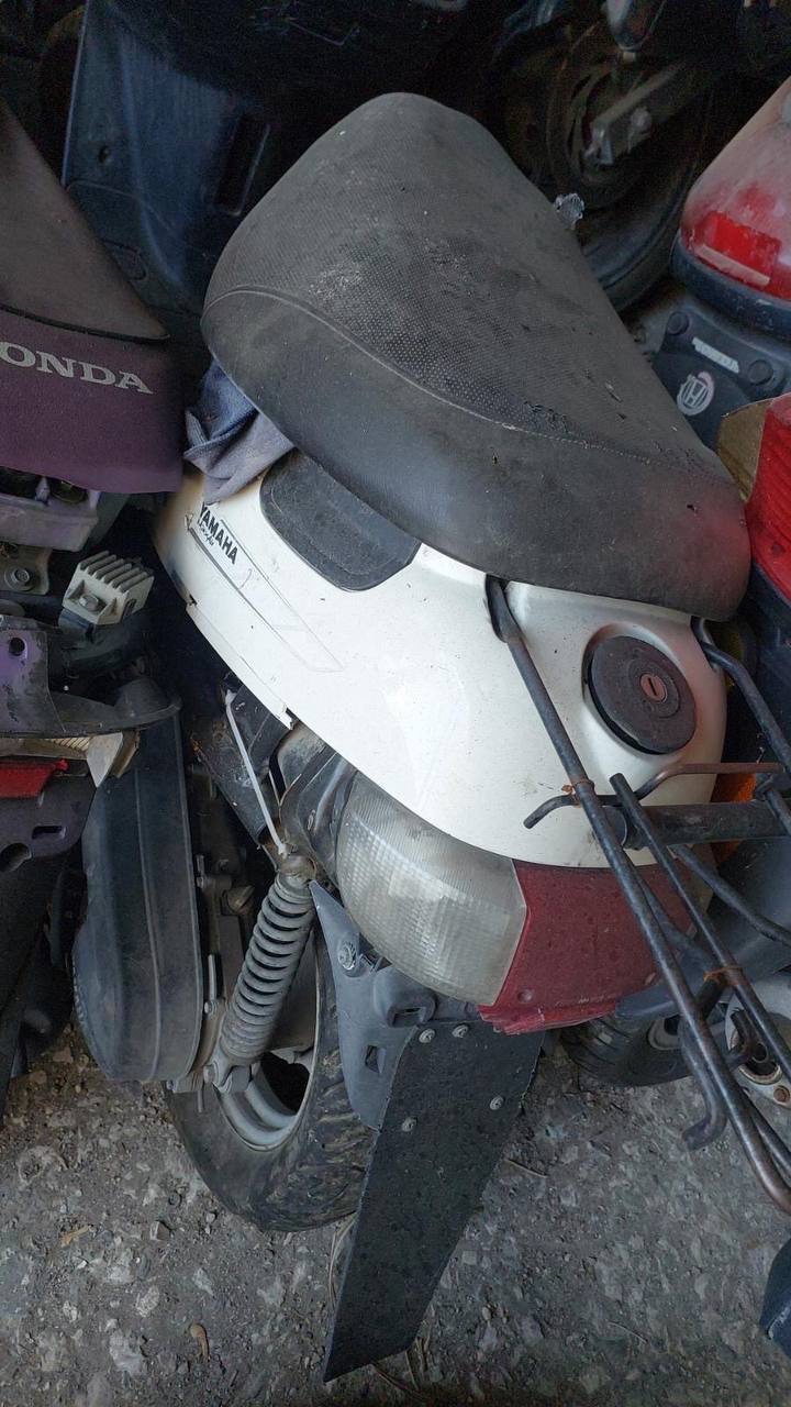 Мопед марки Yamaha Poche, год выпуска не установлен, без государственного регистрационного знака