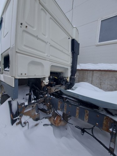 Грузовой седельный тягач DAF FT XT 105 410 2013 г.в., VIN XLRTE47MS0E984981, г/н Т611АЕ116. (Поручение 1916, должник ООО "ЗЕБРА"). Начальная стоимость 906 800,00 рублей. СОСП