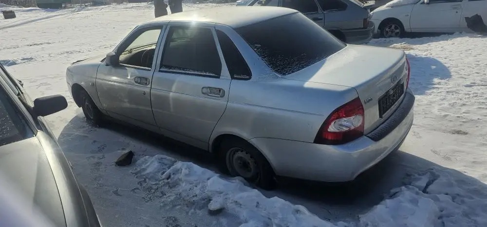 Автомобиль ЛАДА 217030 LADA PRIORA, г/н A026OB124, 2010 г.в., VIN XTA217030A0239972, двигатель № 21126, 2515605, цвет светло-серебристый металл. Рабочее состояние, и комплектность автомобиля не проверялось. Находится в г. Канск, данное имущество обращено в доход государства (Документы, ключи отсутствуют). (2542/25)