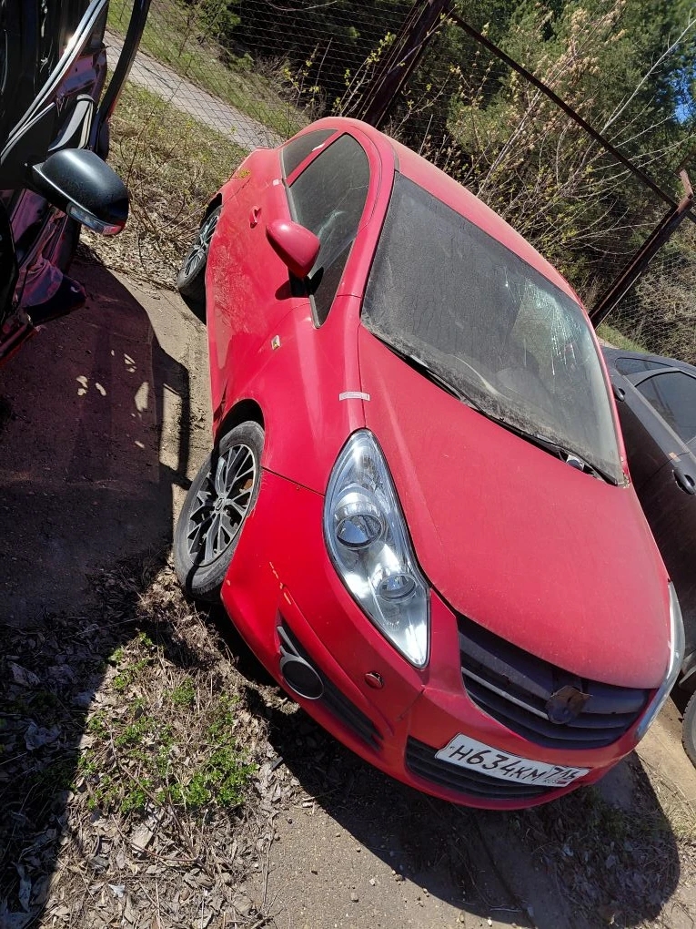 Автомобиль марки Opel Corsa (634)