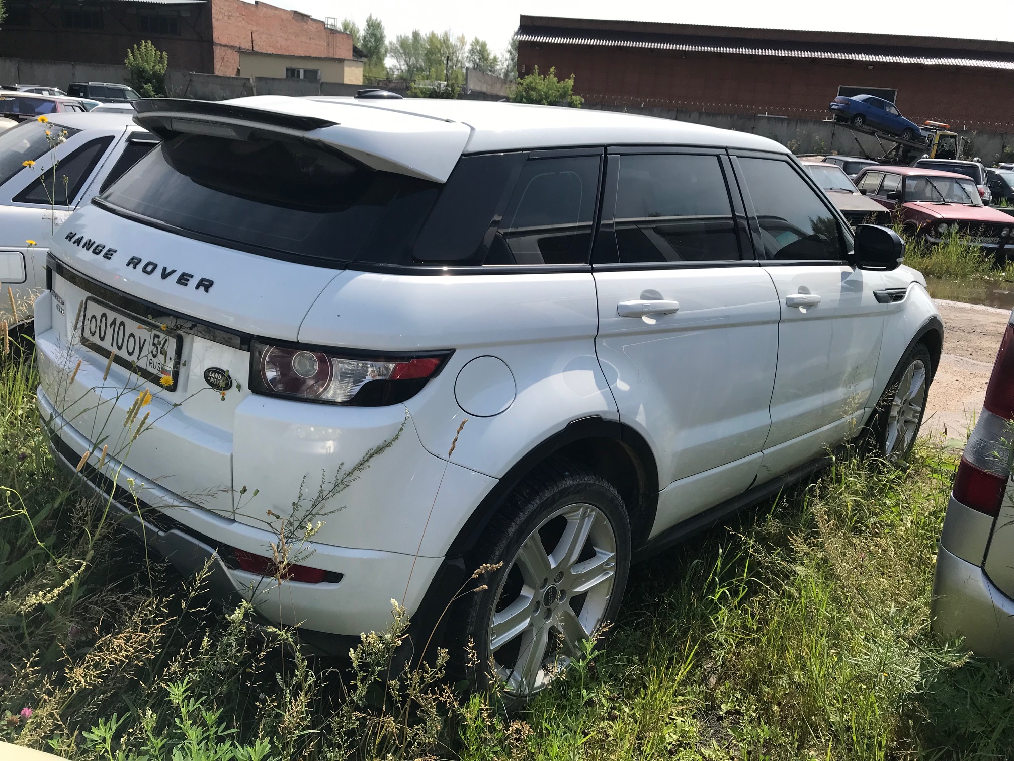 Автомобиль Land Rover Range Rover Evoque, 2012 года выпуска VIN SALVA2BD1CH700400