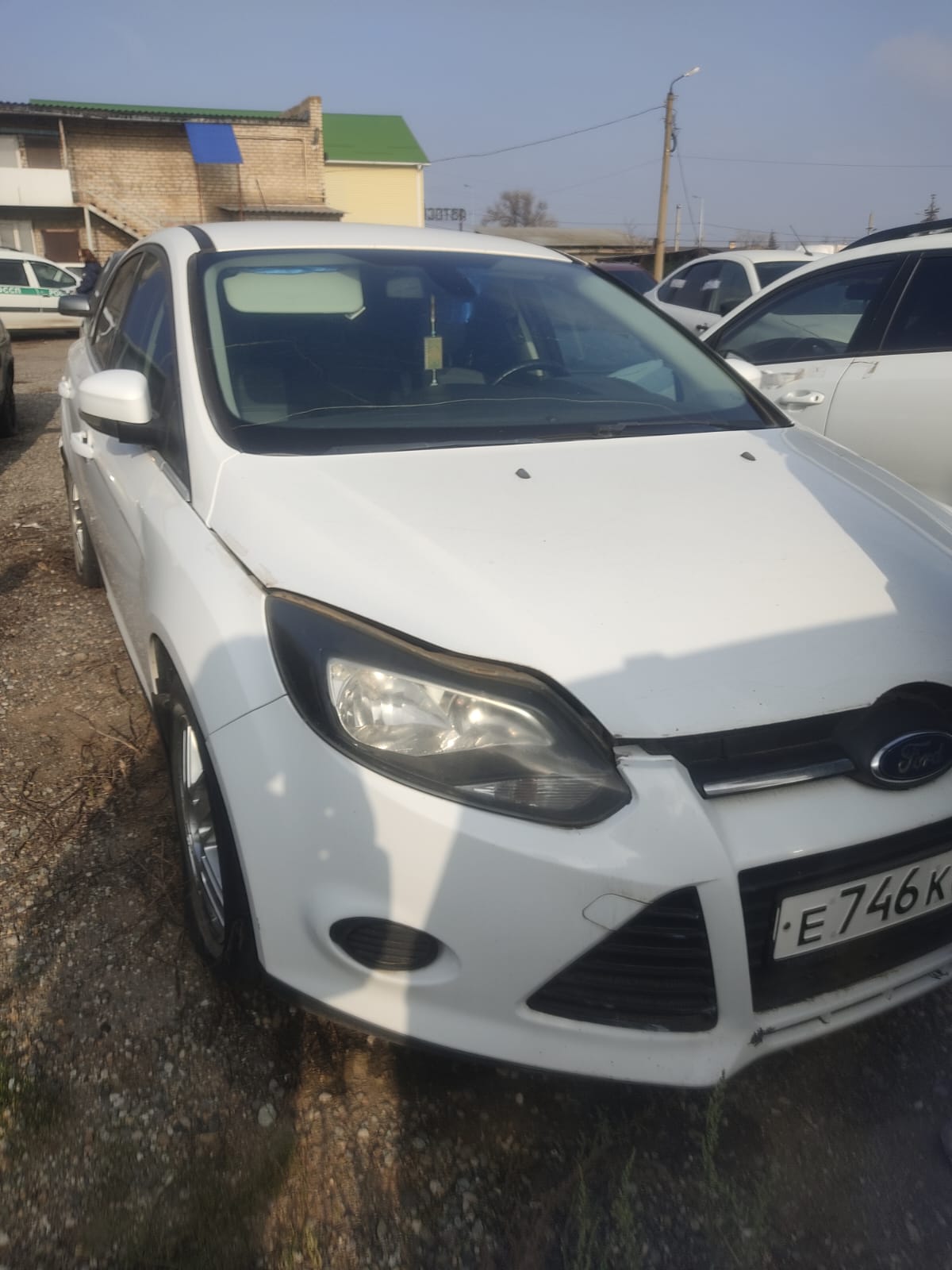 автомобиль марки Ford Focus с государственным регистрационным знаком Е746КО 08, цвет белый, VIN X9FMXXEEBMBM38173