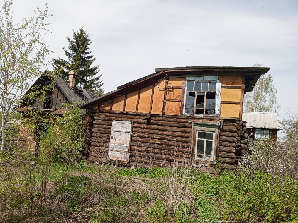 Садовый дом с земельным участком, по адресу: Челябинская область, городской округ Кыштымский, город Кыштым, территория СНТ «Северный», д. 31