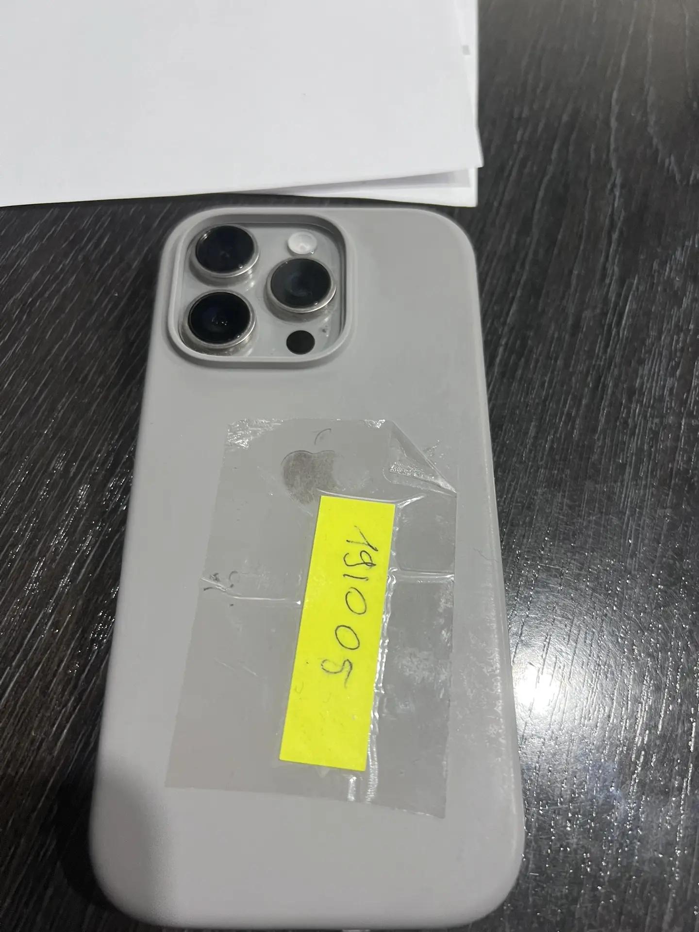 мобильный телефон (смартфон) марки "Iphone 16 Pro" (Айфон 16 Про) в корпусе серого цвета, IMEI1: 354985556221103, IMEI2: 354985556247264, s/n DRWWMG64FHY 1 Штука (шт)