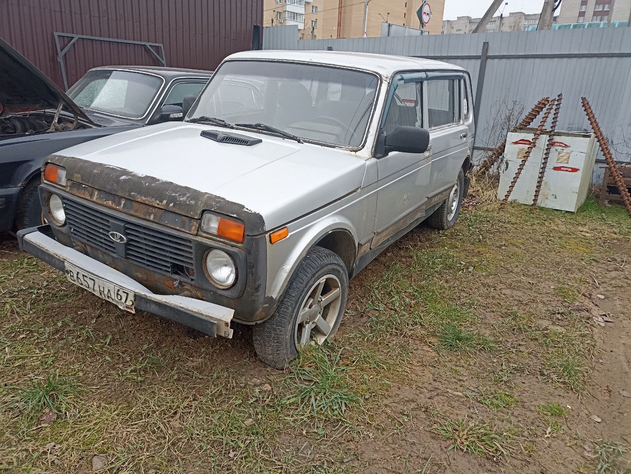 Легковой автомобиль ВАЗ – 213100