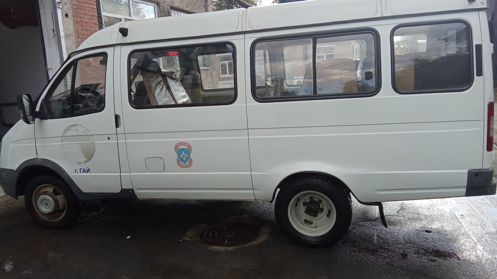ГАЗ-322132