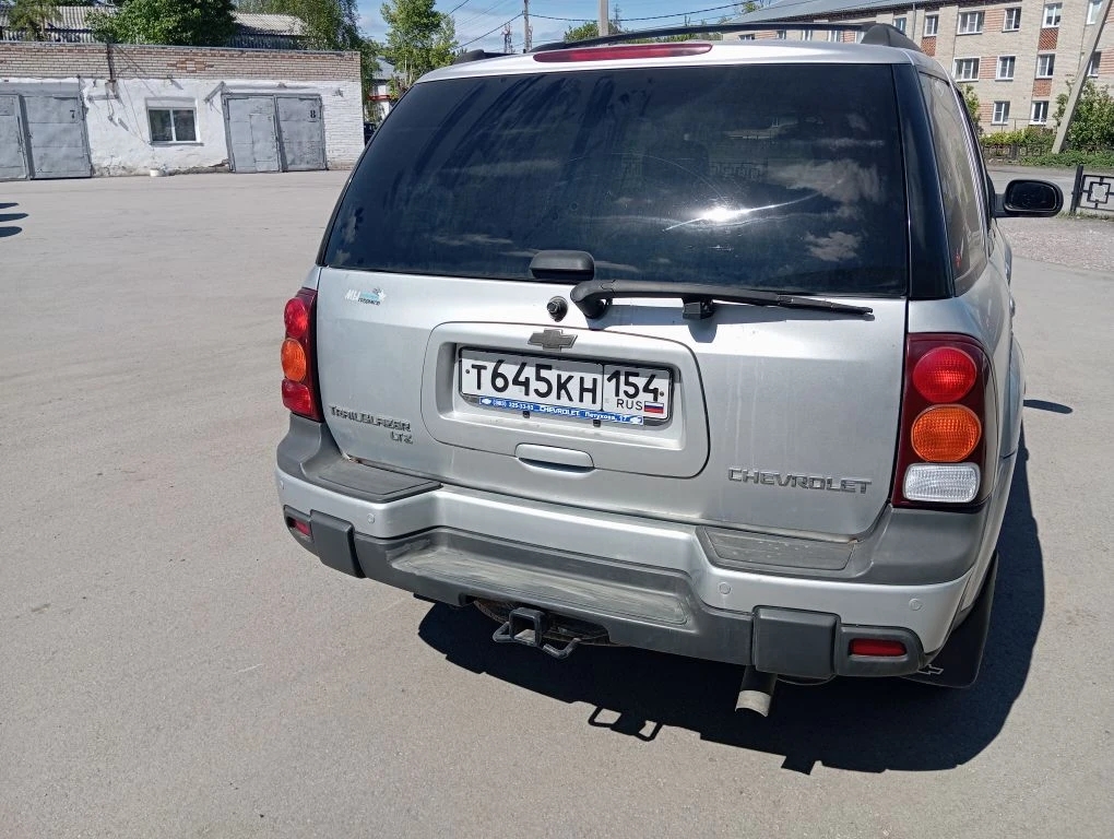 Легковой автомобиль CHEVROLET GMT360 (TRAILBLAZER)
