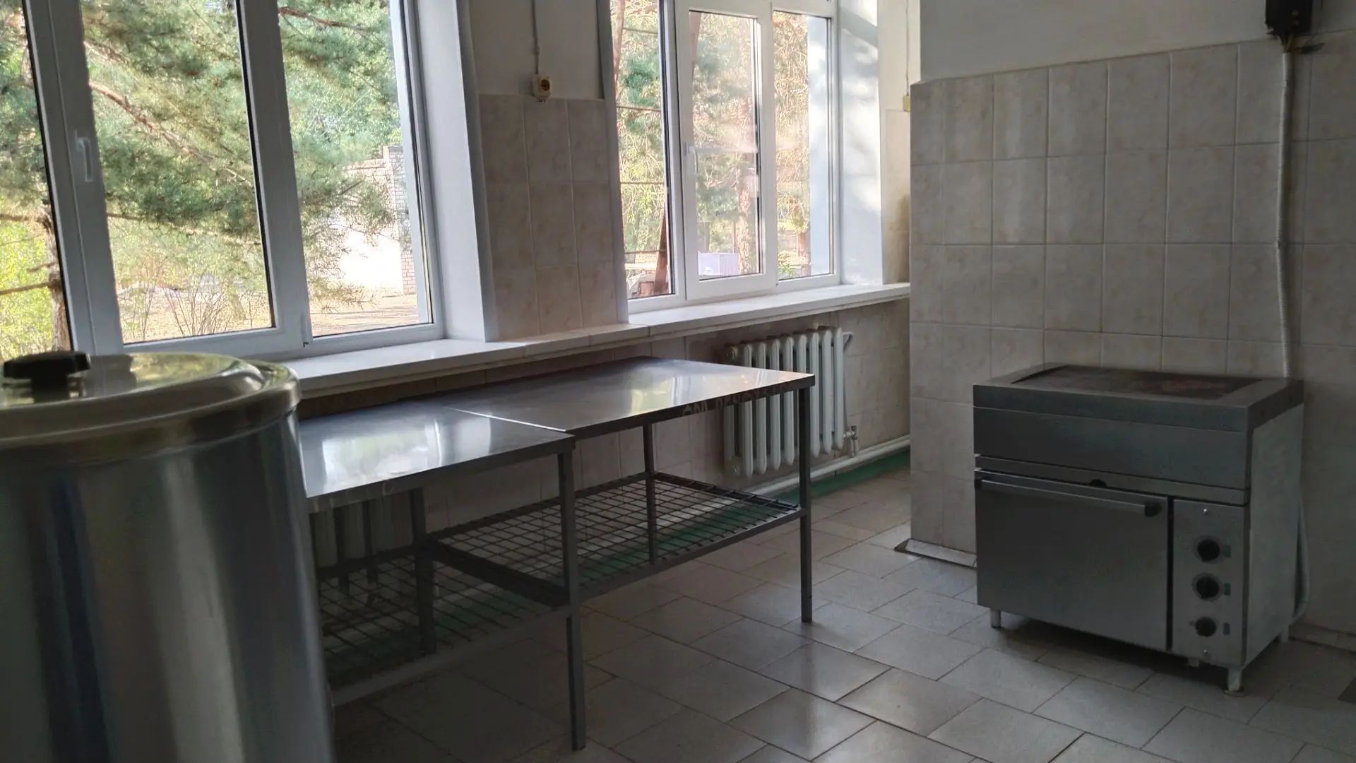 право заключения договора аренды части объекта муниципального недвижимого имущества, закрепленного на праве оперативного управления за Муниципальным общеобразовательным учреждением «Средняя школа № 25 Кировского района Волгограда»
